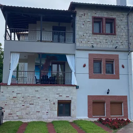 Apartament Caryatis Ntoridis & In *