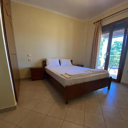 Apartament Caryatis Ntoridis & In Afytos