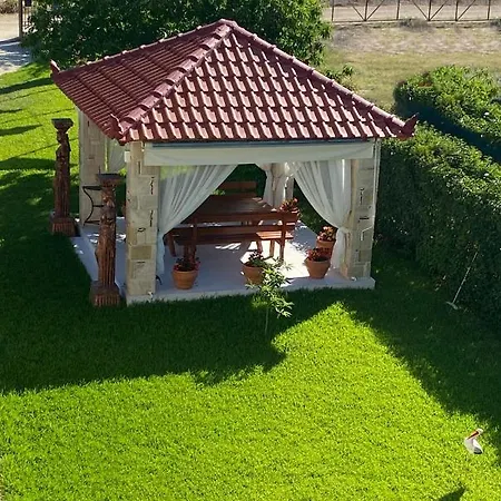 Caryatis Ntoridis & In Afitos