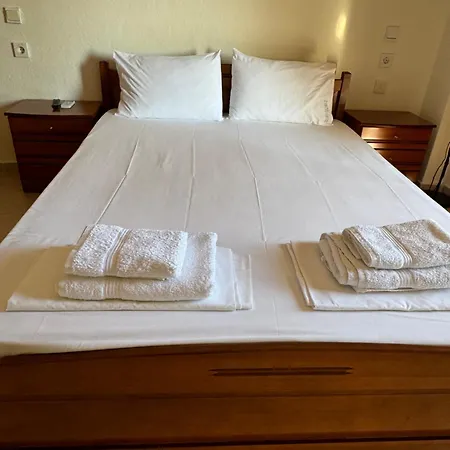 Apartament Caryatis Ntoridis & In *