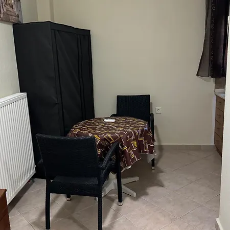 Apartament Caryatis Ntoridis & In *