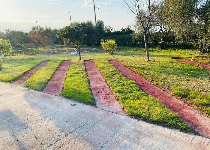 Caryatis Ntoridis & In Appartement