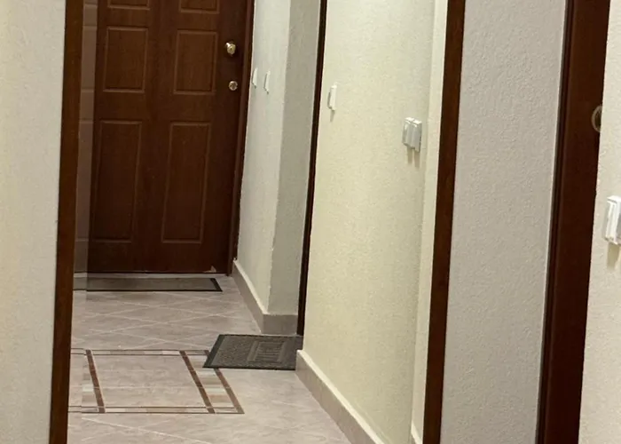 Caryatis Ntoridis & In Appartement Áfitos