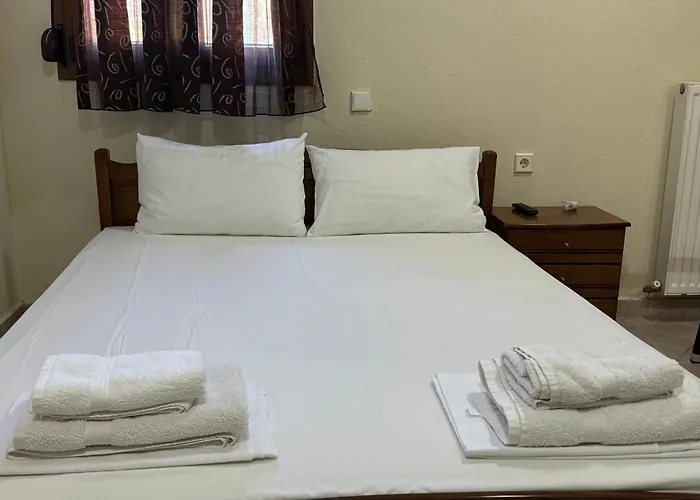 Caryatis Ntoridis & In