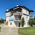Caryatis Ntoridis & In Апартаменты