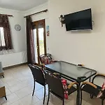 Caryatis Ntoridis & In Апартаменты Афитос
