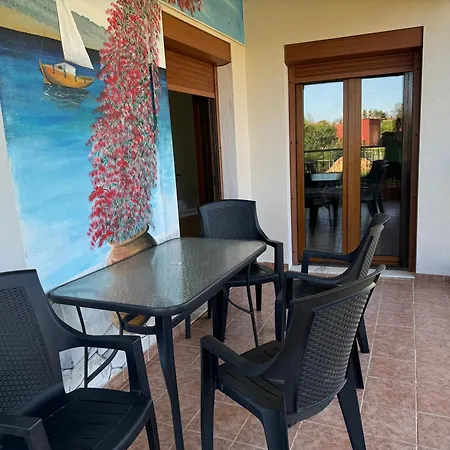 Caryatis Ntoridis & In Afytos