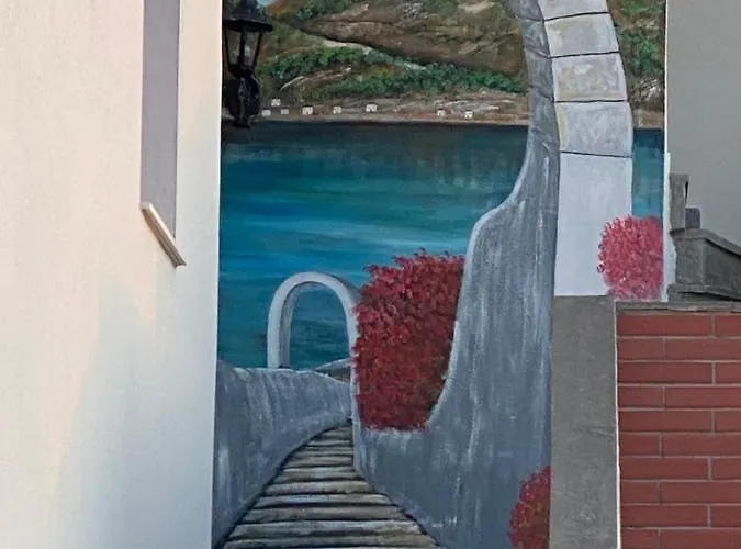 Caryatis Ntoridis & In Appartamento