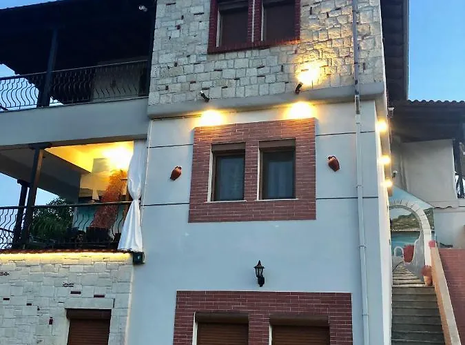 Caryatis Ntoridis & In Appartamento Afytos