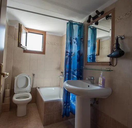 Caryatis Ntoridis & In Afytos